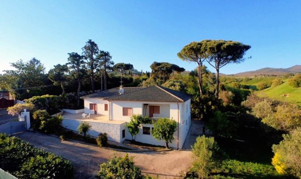 casa indipendente in vendita a Genzano di Roma