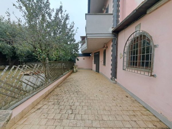 casa indipendente in vendita a Genzano di Roma in zona Landi