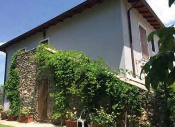 casa indipendente in vendita a Genzano di Roma in zona Landi