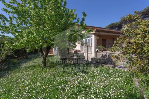 casa indipendente in vendita a Genzano di Roma