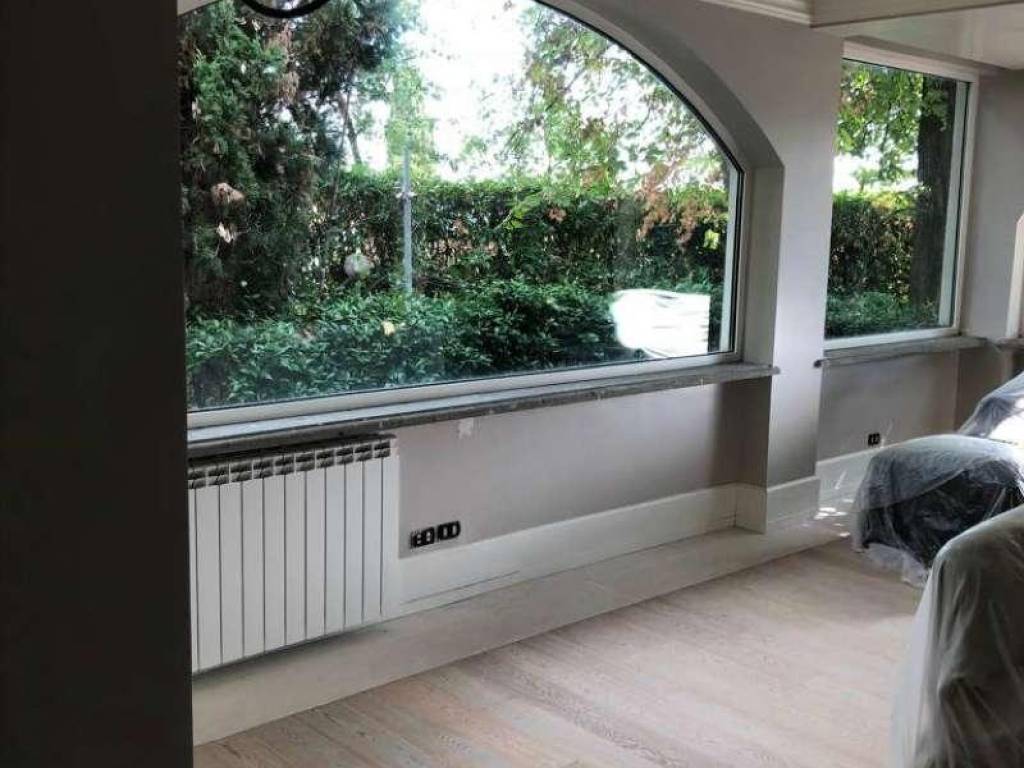 casa indipendente in vendita a Genzano di Roma