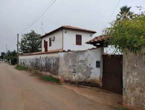 casa indipendente in vendita a Genzano di Roma in zona Landi