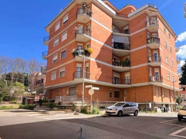 appartamento in vendita a Genzano di Roma