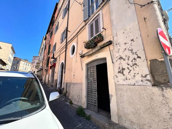 negozio in vendita a Genzano di Roma