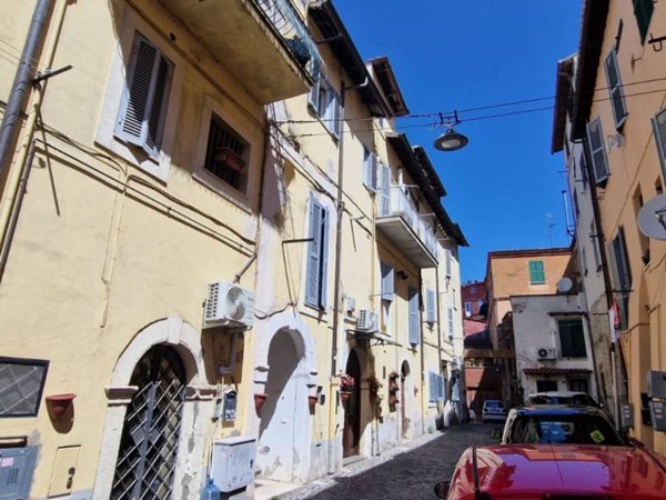 appartamento in vendita a Genzano di Roma