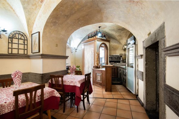 negozio in vendita a Genzano di Roma
