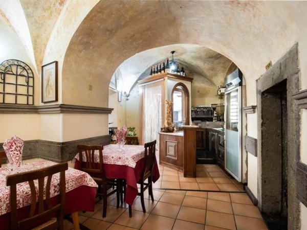 negozio in vendita a Genzano di Roma