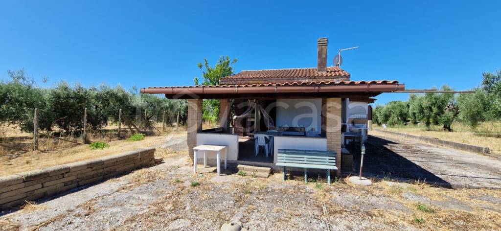casa indipendente in vendita a Genzano di Roma
