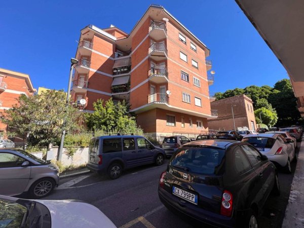 appartamento in vendita a Genzano di Roma