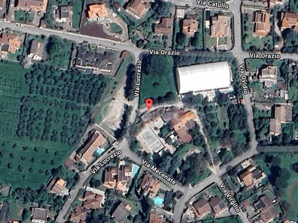 negozio in vendita a Genzano di Roma