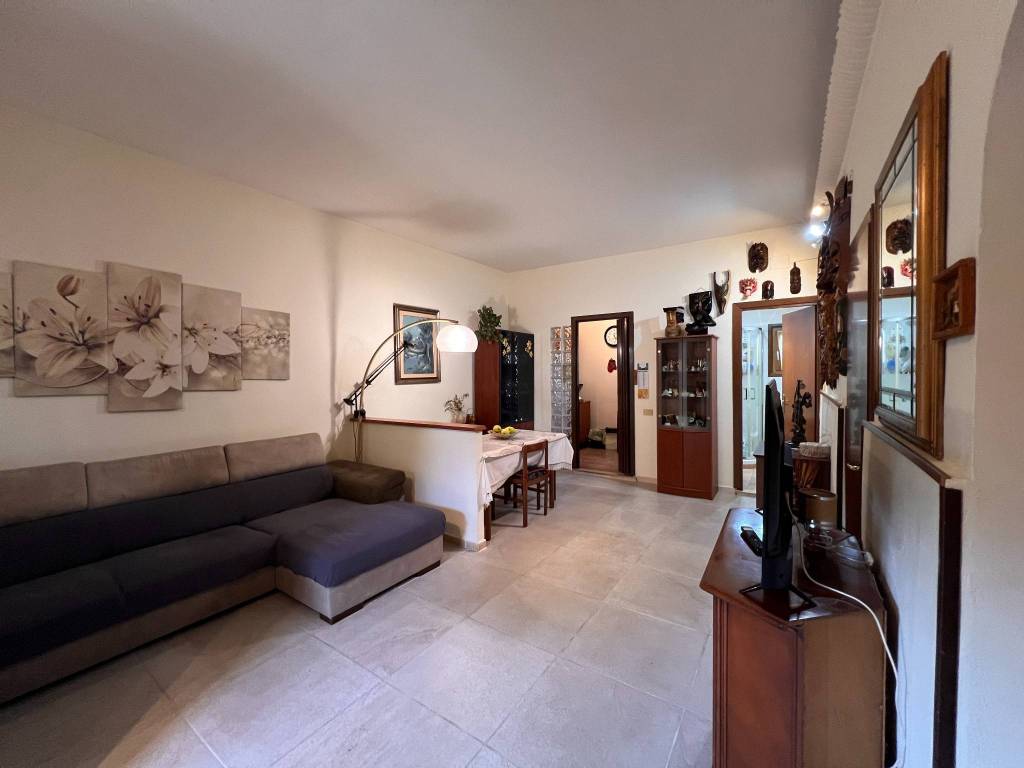 appartamento in vendita a Genzano di Roma in zona Landi