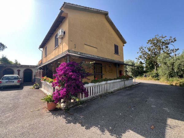 appartamento in vendita a Genzano di Roma