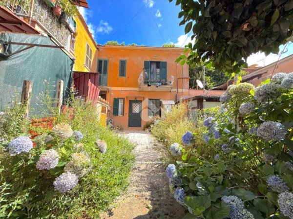 appartamento in vendita a Genzano di Roma