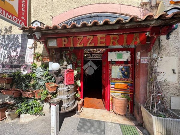 negozio in vendita a Genzano di Roma
