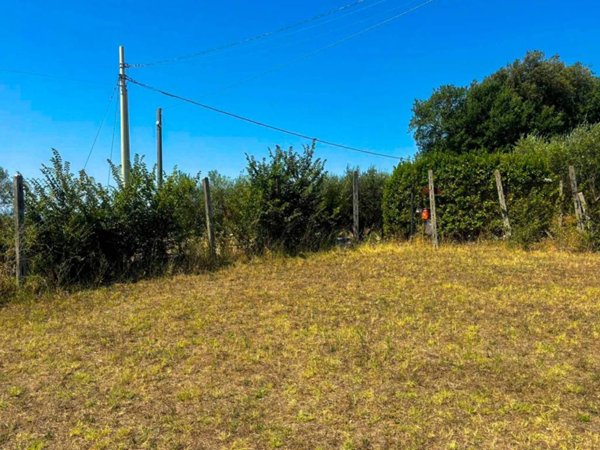 terreno agricolo in vendita a Genzano di Roma