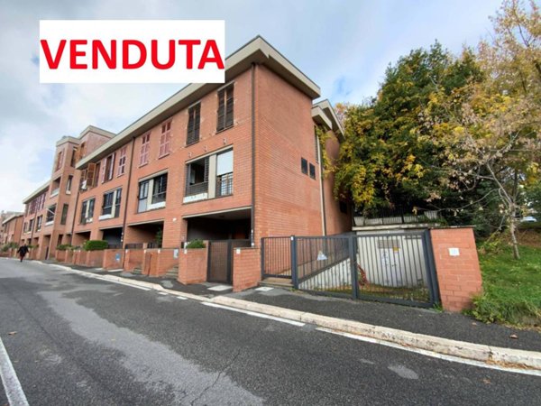 casa indipendente in vendita a Genzano di Roma