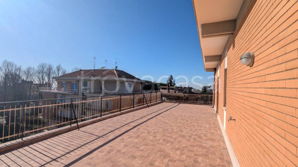 appartamento in vendita a Genzano di Roma