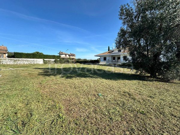 terreno edificabile in vendita a Genzano di Roma in zona Landi