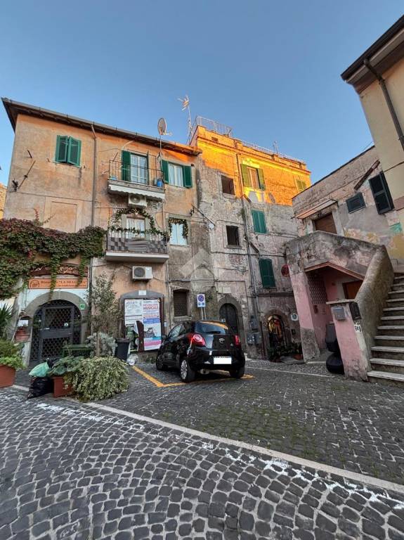 appartamento in vendita a Genzano di Roma