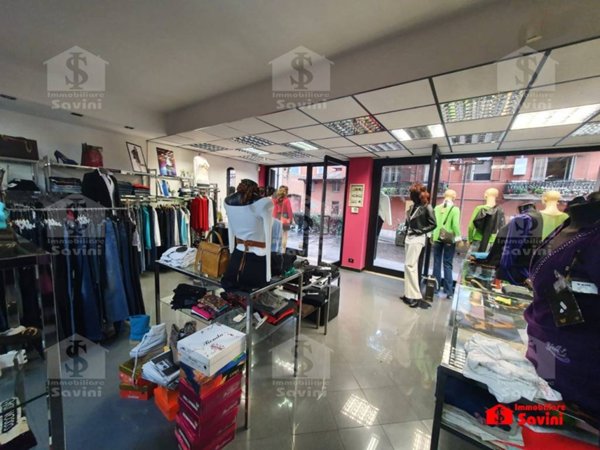 negozio in vendita a Genzano di Roma