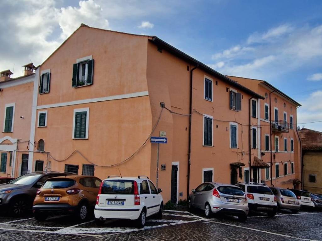 appartamento in vendita a Genzano di Roma