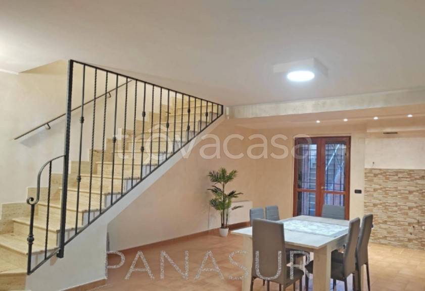 casa indipendente in vendita a Genzano di Roma