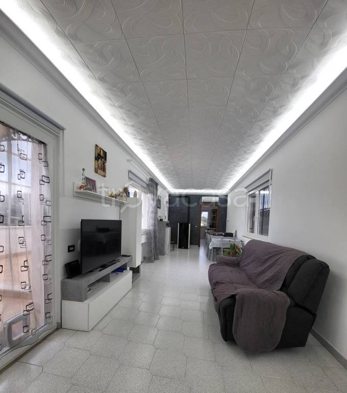 appartamento in vendita a Genzano di Roma in zona Landi