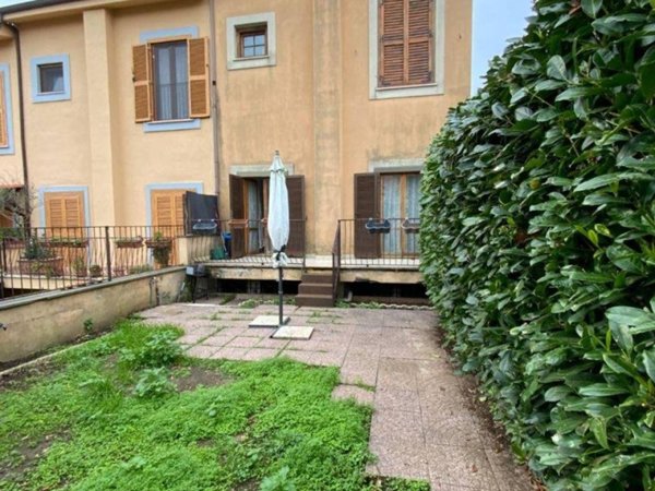 casa indipendente in vendita a Genzano di Roma