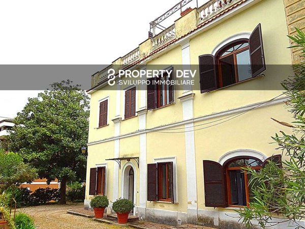 casa indipendente in vendita a Genzano di Roma