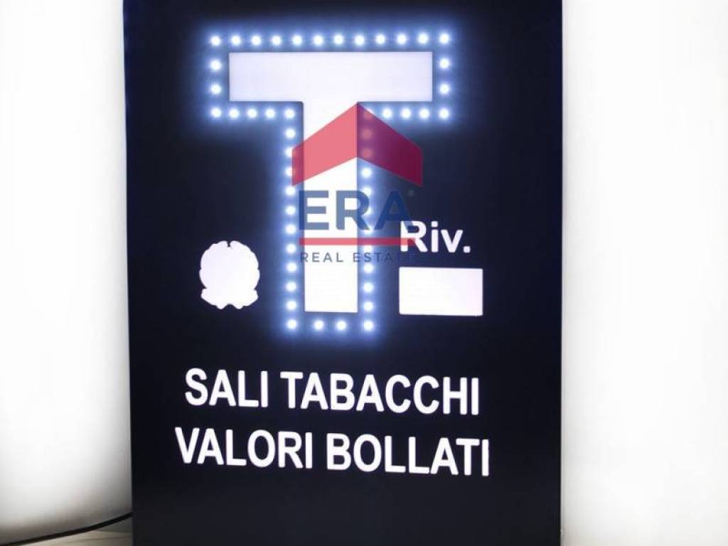 negozio in vendita a Genzano di Roma