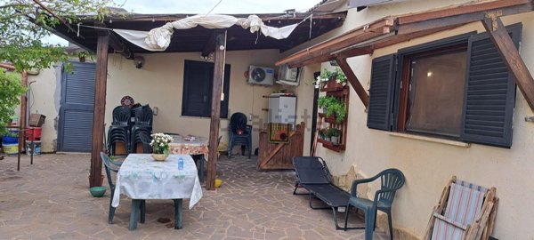 casa indipendente in vendita a Genzano di Roma in zona Landi
