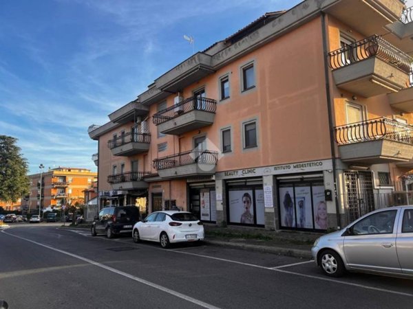 negozio in vendita a Genzano di Roma