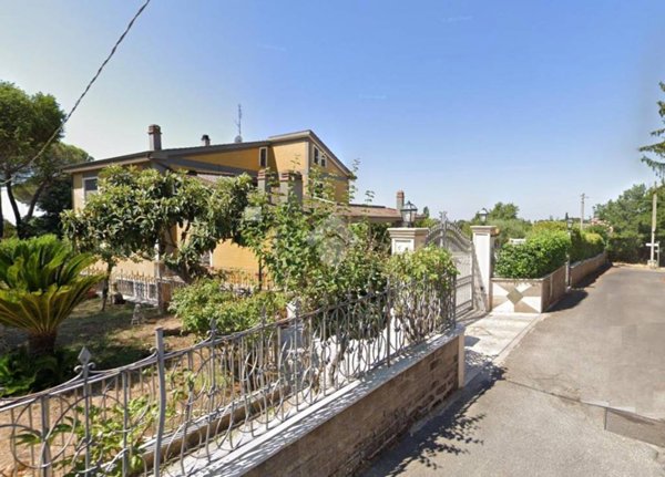 casa indipendente in vendita a Genzano di Roma