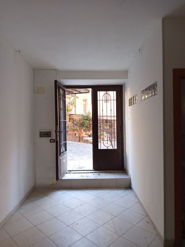 ufficio in vendita a Genzano di Roma