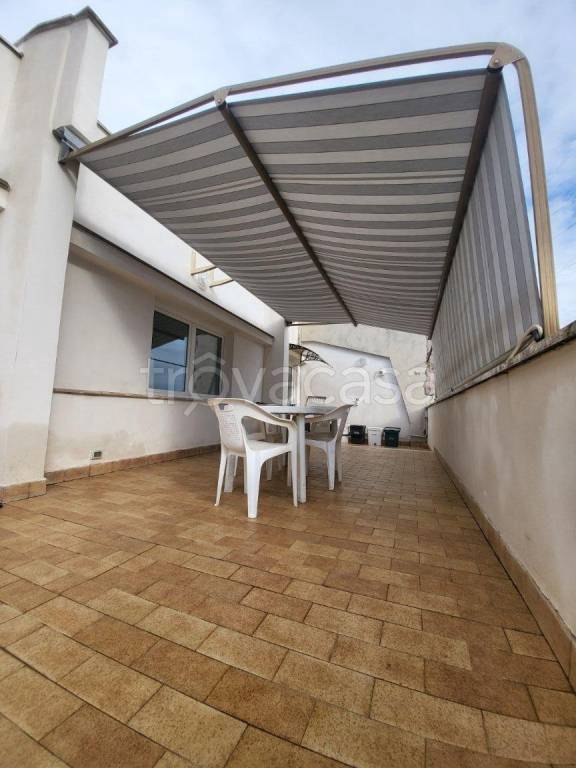 appartamento in vendita a Genzano di Roma in zona Landi