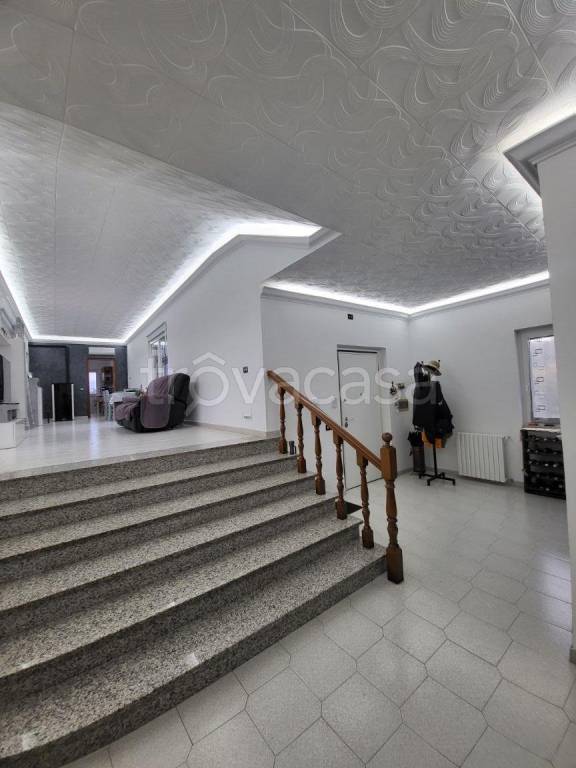 appartamento in vendita a Genzano di Roma in zona Landi