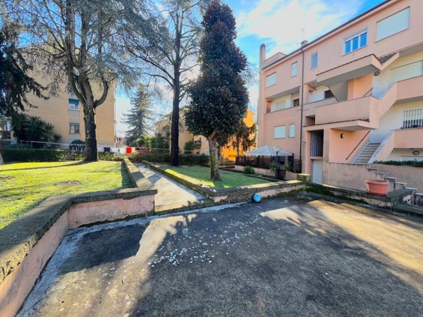 appartamento in vendita a Genzano di Roma