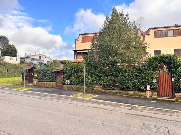 appartamento in vendita a Genzano di Roma