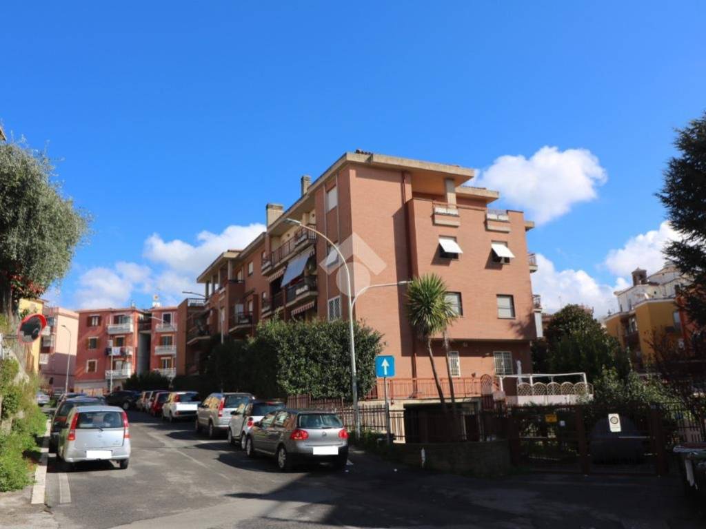 appartamento in vendita a Genzano di Roma