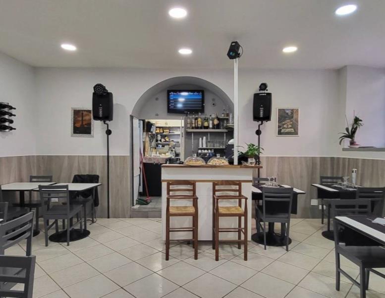 negozio in vendita a Genzano di Roma