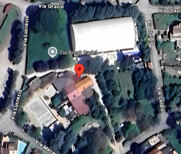 negozio in vendita a Genzano di Roma in zona Colle di Cicerone