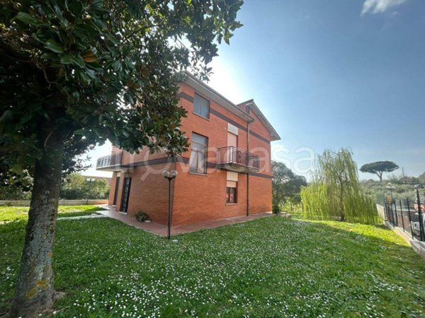 casa indipendente in vendita a Genzano di Roma