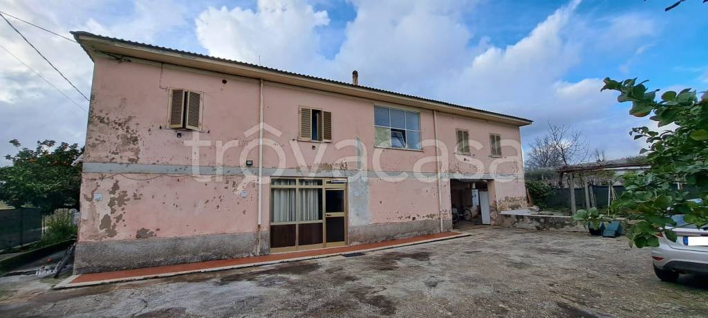 casa indipendente in vendita a Genzano di Roma in zona Landi