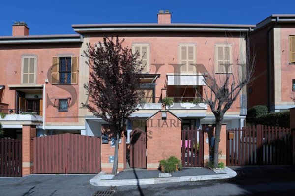 casa indipendente in vendita a Genzano di Roma