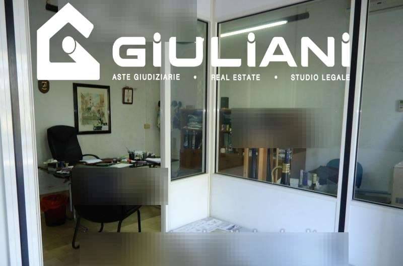 capannone in vendita a Genzano di Roma