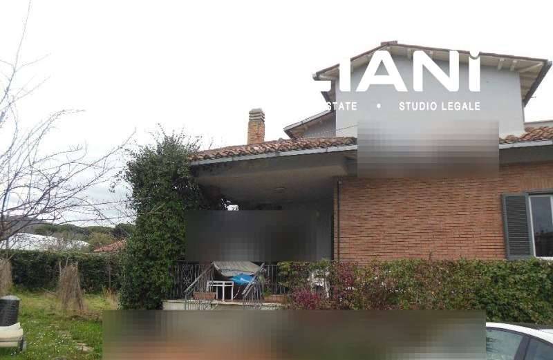 casa indipendente in vendita a Genzano di Roma