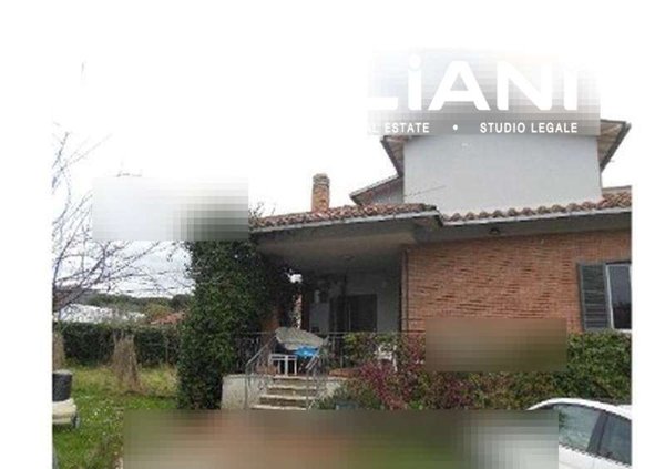 casa indipendente in vendita a Genzano di Roma