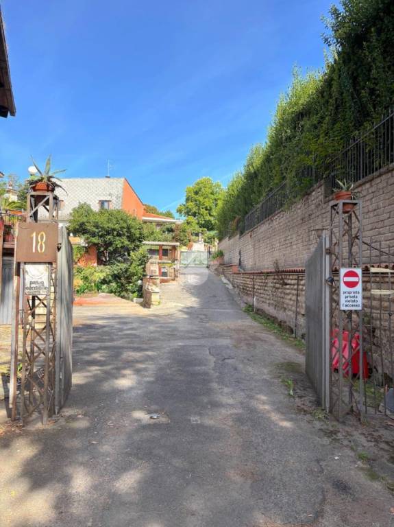 casa indipendente in vendita a Genzano di Roma