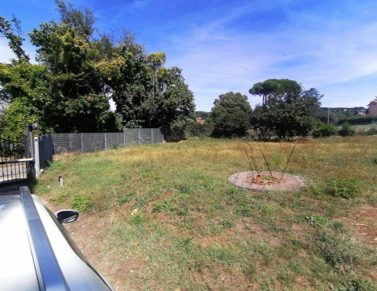 casa indipendente in vendita a Genzano di Roma