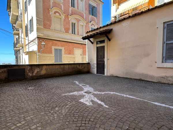 appartamento in vendita a Genzano di Roma